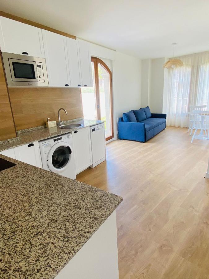 Apartamentos Palacio Alemar ลอเรโด ภายนอก รูปภาพ