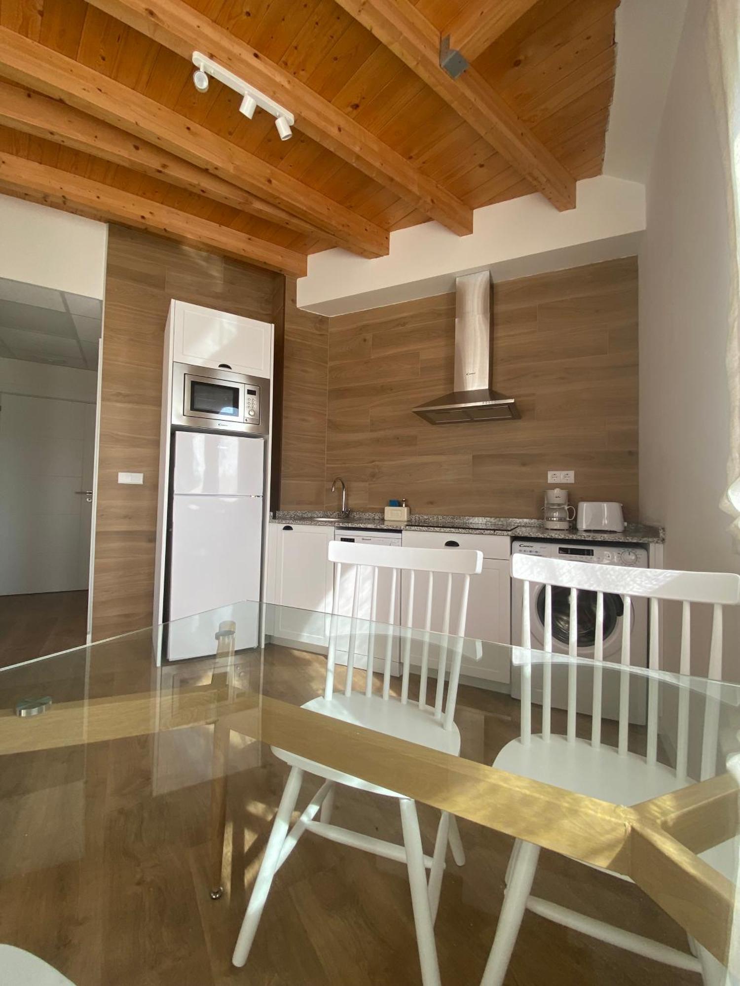Apartamentos Palacio Alemar ลอเรโด ภายนอก รูปภาพ